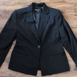 NWOT Valerie By Valerie Stevens Black Single-Button Tailored Blazer